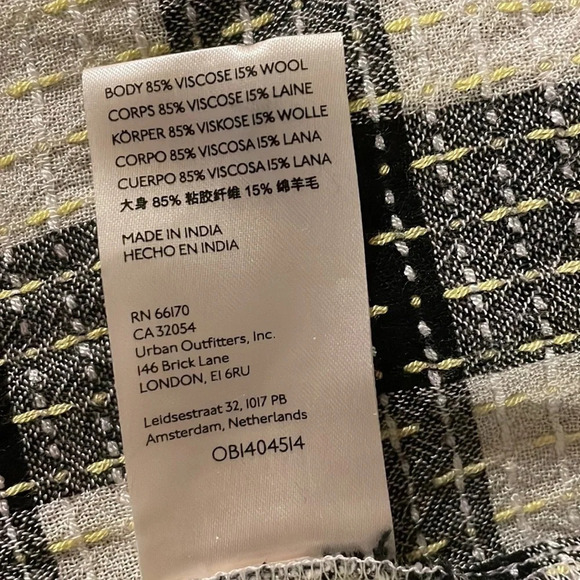 Pilcro and the Letterpress/Anthropologie Breezy Button down Medium Wool Blend - Picture 6 of 12